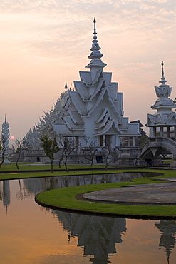 Wat Rong Khun (The White Temple), Chiang Rai, Thailand, Southeast Asia, Asia