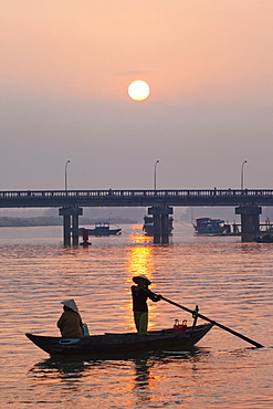 Sunrise on the Hoai River, Old Town, Hoi An, Vietnam, Indochina, Southeast Asia, Asia