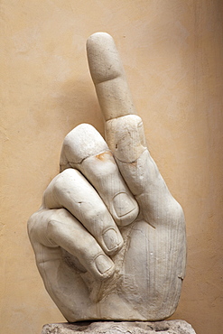 Giant hand from the remains of the Emperor Constantine statue, Capitoline Museum, The Capitol, Rome, Lazio, Italy, Europe