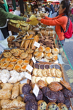 Pastry stall, Borough Market, Southwark, London, England, United Kingdom, Europe