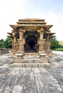 The Sas-Bahu Temples consisting of two temples and a stone archway with exquisite carvings depicting Hindu deities, near Udaipur, Rajasthan, India, Asia