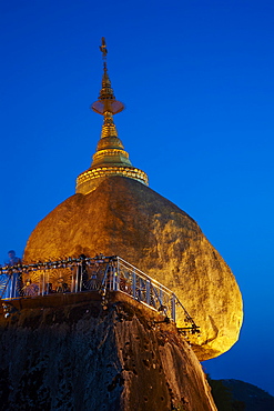 Kyaiktiyo Golden Rock, Mon State, Myanmar (Burma), Asia