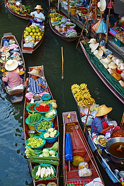 Floating market, Damnoen Saduak, Ratchaburi Province, Thailand, Southeast Asia, Asia