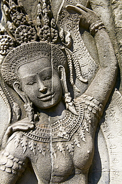 Close-up of relief sculpture of Apsara, heavenly dancer of the Khmer Kingdom, Angkor Wat temple, dating from the 12th century, Angkor, UNESCO World Heritage Site, Siem Reap, Cambodia, Indochina, Southeast Asia, Asia