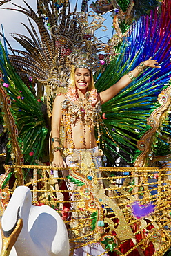 Queen of the parade, Carnaval Santa Cruz, Tenerife, Canary Islands, Spain, Europe