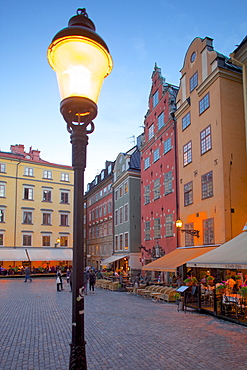 Stortorget Square cafes at dusk, Gamla Stan, Stockholm, Sweden, Scandinavia, Europe