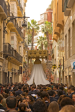 Locals taking part in the Resurrection Parade on Easter Sunday, Malaga, Costa del Sol, Andalusia, Spain, Europe