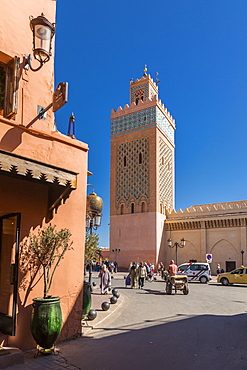 View of the Moulay El Yazid Mosque and street scene, Marrakesh (Marrakech), Morocco, North Africa, Africa