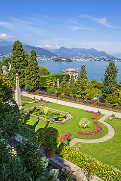 View of lily pond from Floral Fountains, Isola Bella, Borromean Islands, Lake Maggiore, Piedmont, Italian Lakes, Italy, Europe