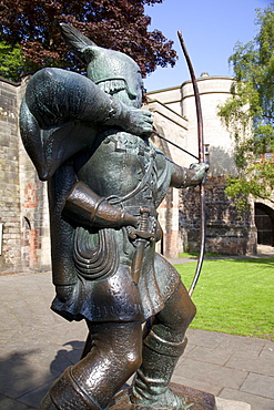 Statue of Robin Hood, Nottingham, Nottinghamshire, England, United Kingdom, Europe