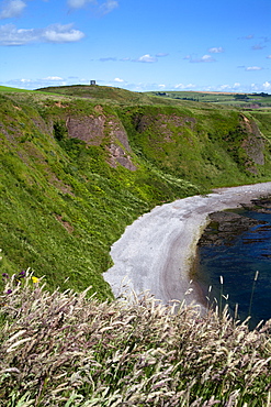 Strathlethan Bay with the War Memorial on the clifftop near Stonehaven, Aberdeenshire, Scotland, United Kingdom, Europe