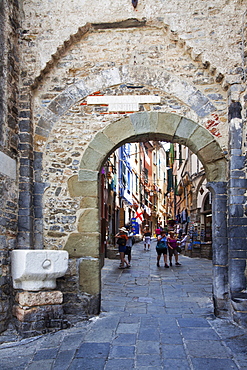 Old Town Gate at Porto Venere, Cinque Terre, UNESCO World Heritage Site, Liguria, Italy, Europe