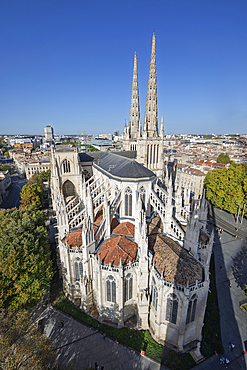 Cathedral of Saint Andre de Bordeaux viewed from the Tour Pey Berland tower, Bordeaux, Nouvelle Aquitaine, France, Europe, Europe