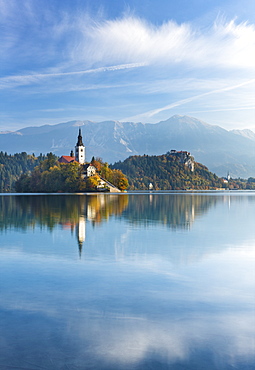 Blejski Otok Island on Lake Bled in autumn, Bled, Gorenjska, Slovenia, Europe