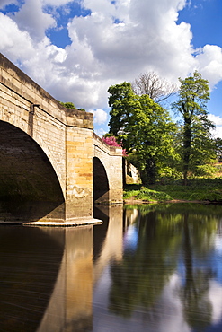 Bridge over the River Wharfe between Boston Spa and Thorp Arch, West Yorkshire, Yorkshire, England, United Kingdom, Europe