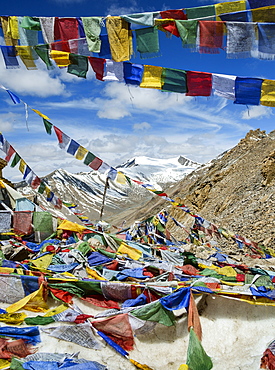 Prayer flags at Khardung La mountain pass. the highest road pass in the world, Ladakh, Himalayas, India, Asia