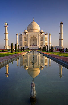 Taj Mahal, UNESCO World Heritage Site, Agra, Uttar Pradesh, India, Asia