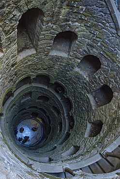 Poco Iniciatico, Quinta da Regaleira, UNESCO World Heritage Site, Sintra, Portugal, Europe