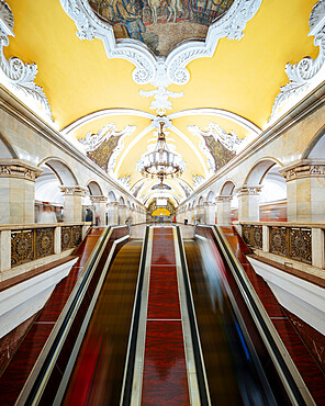 Interior of Komsomoloskaya Metro Station, Moscow, Moscow Oblast, Russia, Europe