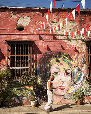 Street scene, Getsemani Barrio, Cartagena, Bolivar Department, Colombia, South America