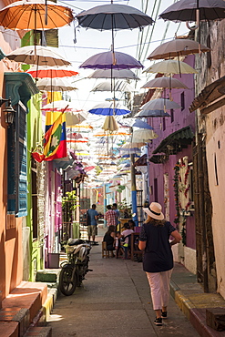 Street scene, Getsemani Barrio, Cartagena, Bolivar Department, Colombia, South America