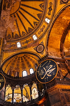 Interior of Hagia Sofia (Aya Sofya), UNESCO World Heritage Site, Sultanahmet, Istanbul, Turkey, Europe