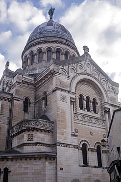 The Basilique de St. Martin in Tours, Indre et Loire, France, Europe