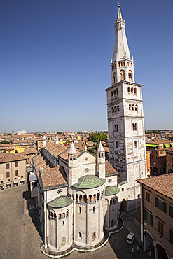 Modena Cathedral and Piazza Grande, UNESCO World Heritage Site, Modena, Emilia-Romagna, Italy, Europe