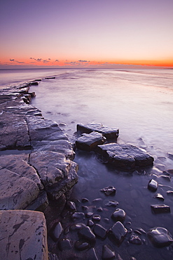 Kimmeridge Bay on the Dorset coast at sunset, Jurassic Coast, UNESCO World Heritage Site, Dorset, England, United Kingdom, Europe