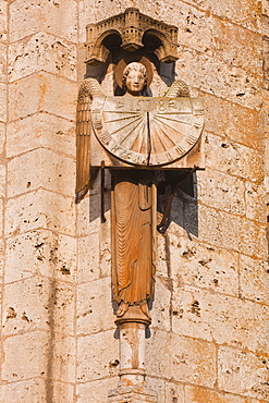 An old sundial on Chartres Cathedral, UNESCO World Heritage Site, Chartres, Eure-et-Loir, Centre, France, Europe