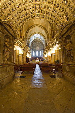 The nave of Notre-Dame des Doms d'Avignon cathedral, Avignon, Vaucluse, France, Europe 