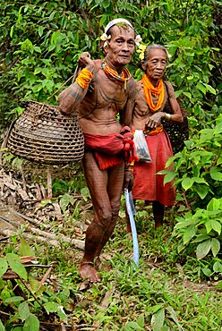 Couple Mentawai, Siberut, Indonesia