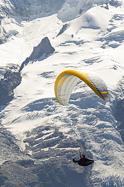 A Paraponter in front of Mont Blanc, Chamonix, France.