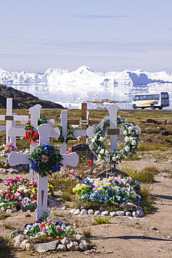 An Inuit burial graveyard at Ilulissat on Greenland, Polar Regions