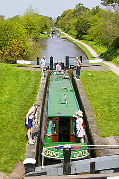 A long boat on the Shropshire Union Canal at Audlem in Cheshire, England, United Kingdom, Europe