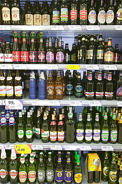 Organic beer in a Tesco supermarket in Carlisle, Cumbria, England, United Kingdom, Europe