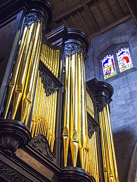 Church organ and stained glass windows in St. Laurence's Church in Ludlow, Shropshire, England, United Kingdom, Europe