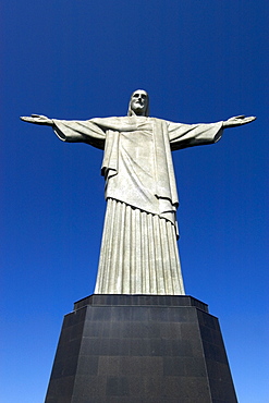 Statue of Christ the Redeemer, chosen one of the seven wonders of the modern world, Rio de Janeiro, Brazil, South America