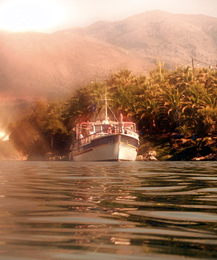 boat cruise, snorkeling, tourism. Sissi, Greece       (rr)