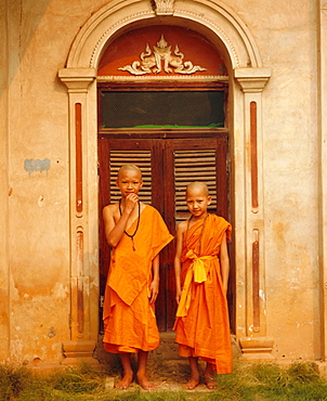 Two novice Buddhist monks, Mae Hong Son, Thailand