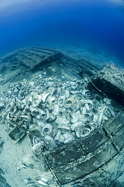 Collection of toilet bowls from shipwreck scattered on seabed, Ras Mohammed National Park, Red Sea, Egypt, North Africa, Africa 