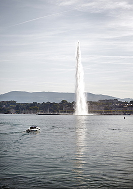 Jet d'Eau, Lake Geneva, Geneva, Switzerland, Europe