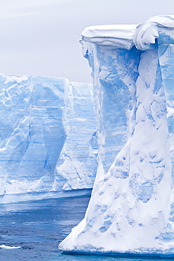 Tabulat iceberg detail in and around the Weddell Sea during the summer months, Southern Ocean